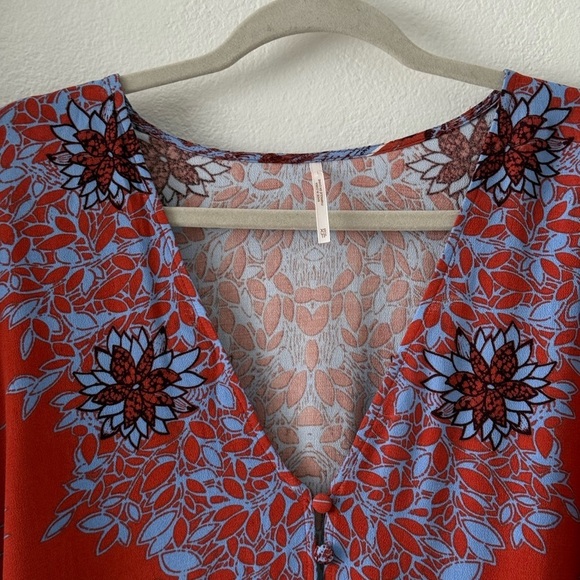 Free People Birds of a Feather blouse boho top terracotta  blue size Xs - Picture 5 of 13